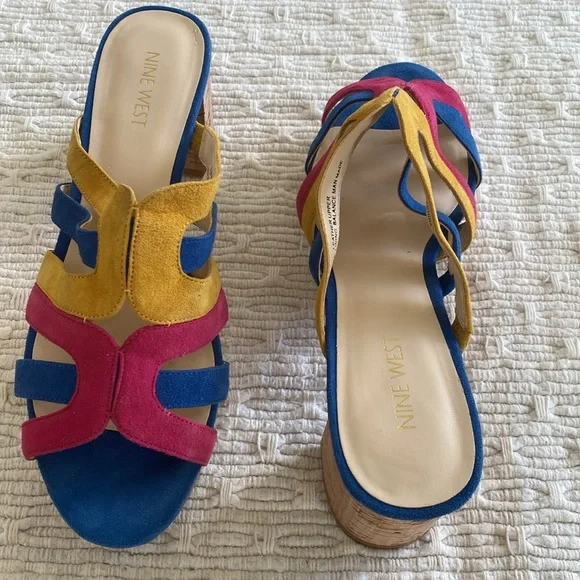 🎉SOLD🎉 - Picture 2 of 2